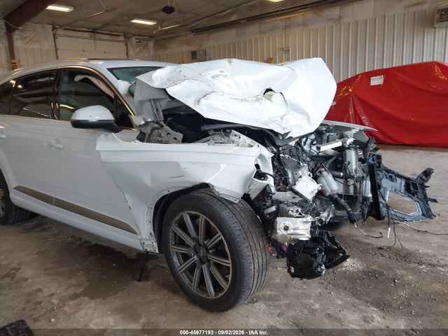 45977193 :رقم المزاد ، WA1LHAF72KD045009 vin ، 2019 Audi Q7 45 Premium/45 Se Premium مزاد بيع
