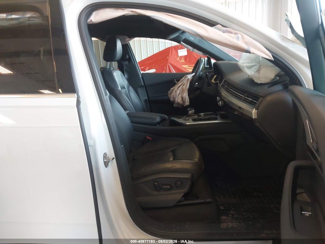 45977193 :رقم المزاد ، WA1LHAF72KD045009 vin ، 2019 Audi Q7 45 Premium/45 Se Premium مزاد بيع