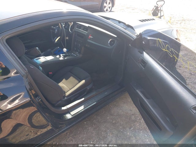 2013 Ford Mustang Gt მანქანა იყიდება აუქციონზე, vin: 1ZVBP8CF7D5200916, აუქციონის ნომერი: 45977201