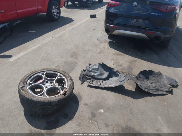 Продаж на аукціоні авто 2023 Alfa Romeo Stelvio Ti Awd, vin: ZASPAKBN0P7D52844, номер лоту: 45977204