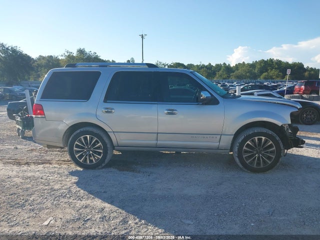 45977208 :رقم المزاد ، 5LMJJ2HT0HEL13911 vin ، 2017 Lincoln Navigator Select مزاد بيع