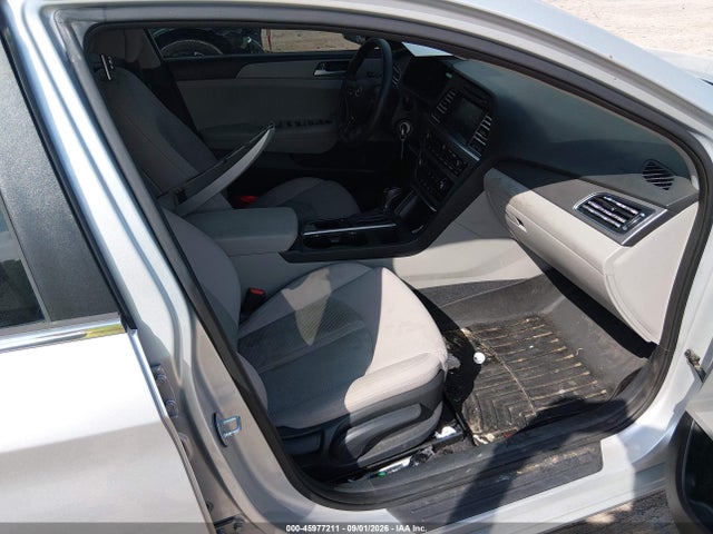 Продажа на аукционе авто 2016 Hyundai Sonata Se, vin: 5NPE24AFXGH272949, номер лота: 45977211