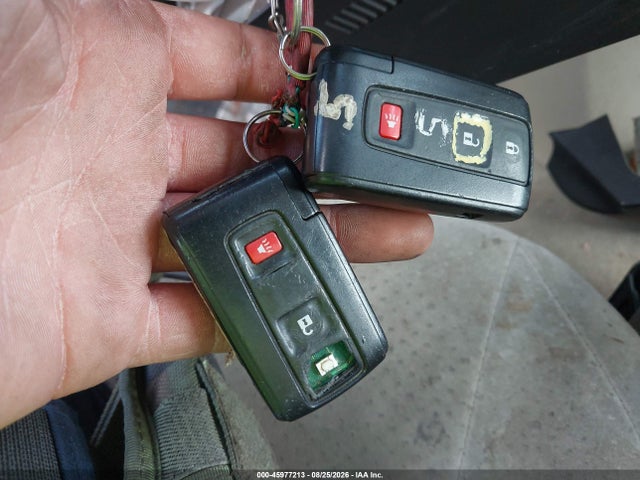 Продаж на аукціоні авто 2005 Toyota Prius, vin: JTDKB20U153117223, номер лоту: 45977213