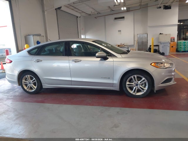 Ford Fusion Hybrid S 2018 3FA6P0UU0JR122934 Image 17