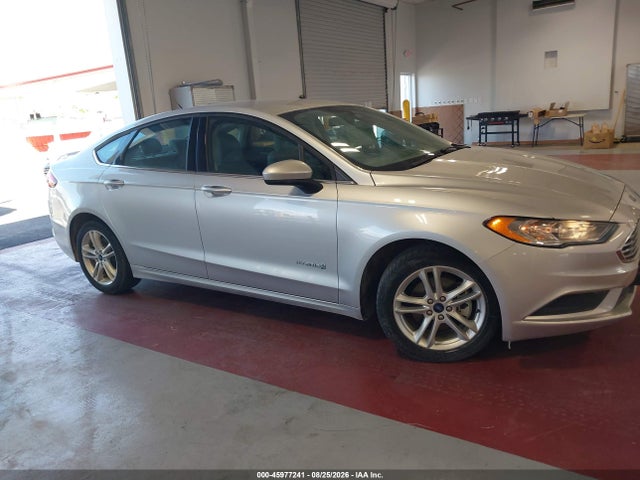 3FA6P0UU0JR122934 Ford Fusion Hybrid S