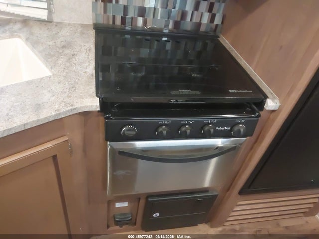 2018 Forest River Catalina მანქანა იყიდება აუქციონზე, vin: 5ZT2CANB5JK001505, აუქციონის ნომერი: 45977242