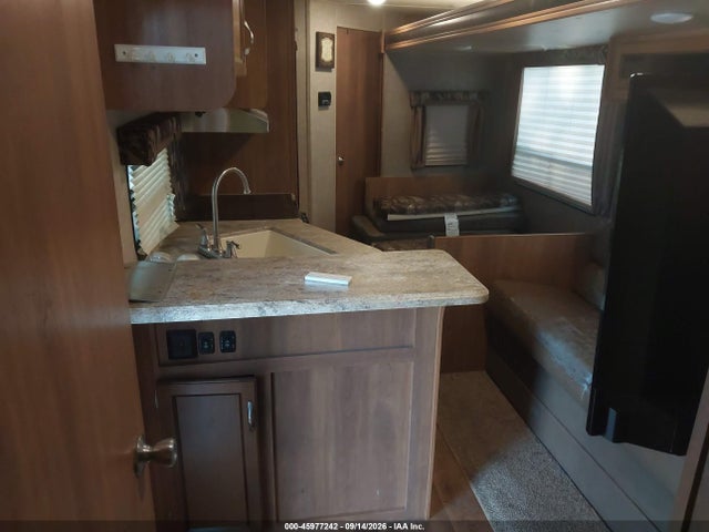2018 Forest River Catalina მანქანა იყიდება აუქციონზე, vin: 5ZT2CANB5JK001505, აუქციონის ნომერი: 45977242