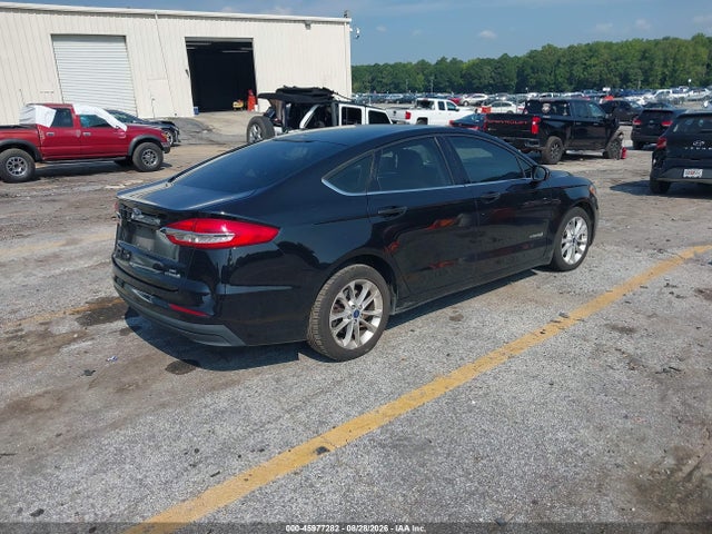 Auction sale of the 2019 Ford Fusion Hybrid Se, vin: 3FA6P0LU1KR109208, lot number: 45977282