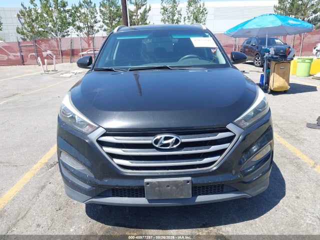 KM8J33A46JU754198 Hyundai TUCSON SEL