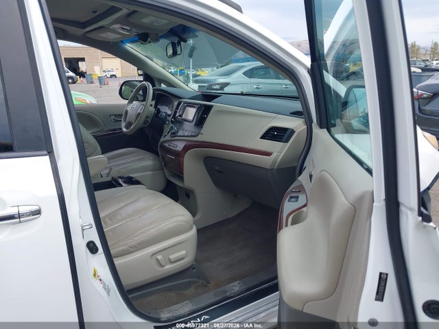Продажа на аукционе авто 2014 Toyota Sienna Xle V6 8 Passenger, vin: 5TDYK3DC6ES452672, номер лота: 45977321