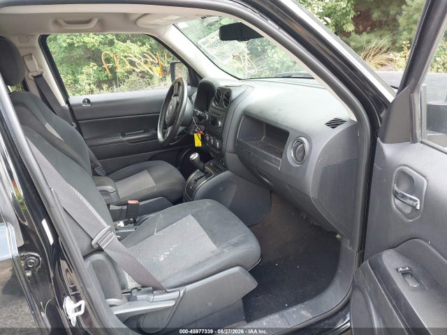Продажа на аукционе авто 2014 Jeep Patriot Latitude, vin: 1C4NJRFB9ED880681, номер лота: 45977339
