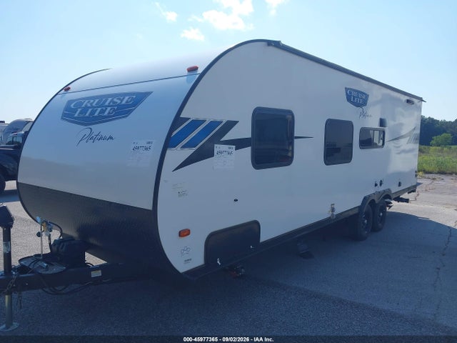 45977365 :رقم المزاد ، 4X4TSMB27P7430990 vin ، 2023 Forest River Wildwood X-lite M-26 مزاد بيع