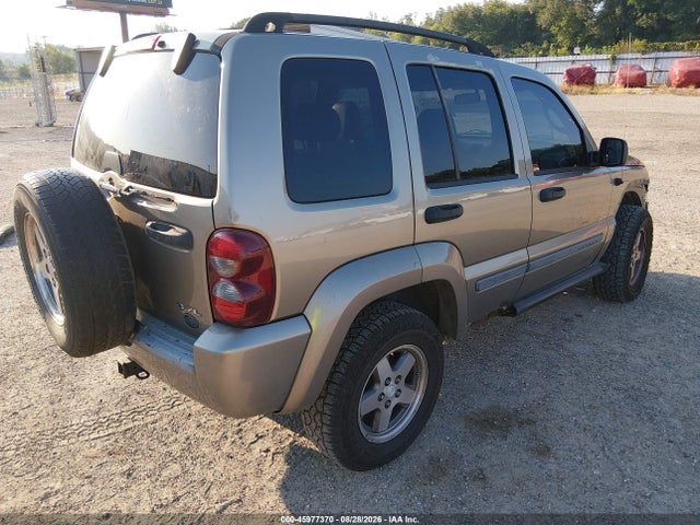 45977370 :رقم المزاد ، 1J4GL38K15W638835 vin ، 2005 Jeep Liberty Renegade مزاد بيع