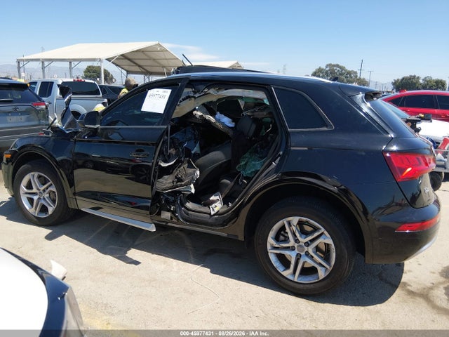 Продаж на аукціоні авто 2018 Audi Q5 2.0t Premium/2.0t Tech Premium, vin: WA1ANAFY0J2221638, номер лоту: 45977431