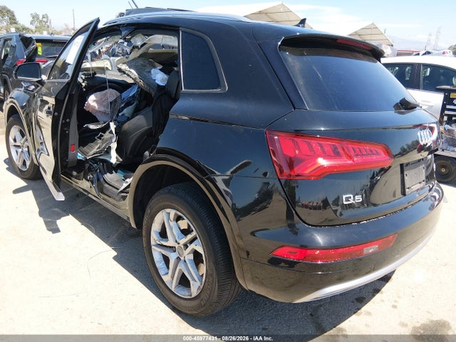 Продаж на аукціоні авто 2018 Audi Q5 2.0t Premium/2.0t Tech Premium, vin: WA1ANAFY0J2221638, номер лоту: 45977431