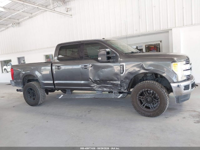 Продажа на аукционе авто 2017 Ford F-250 Lariat, vin: 1FT7W2BT3HED18578, номер лота: 45977438