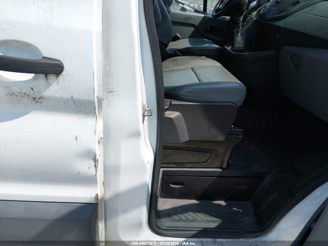 1FTYE2CM1HKA70735 Ford Transit-150