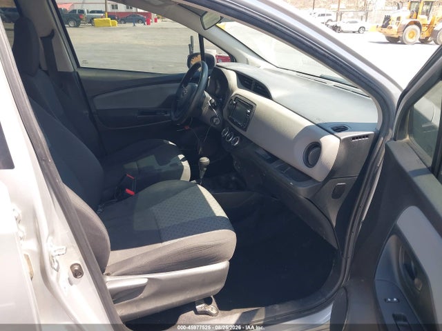 VNKKTUD30FA035417 Toyota YARIS L