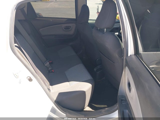 VNKKTUD30FA035417 Toyota YARIS L