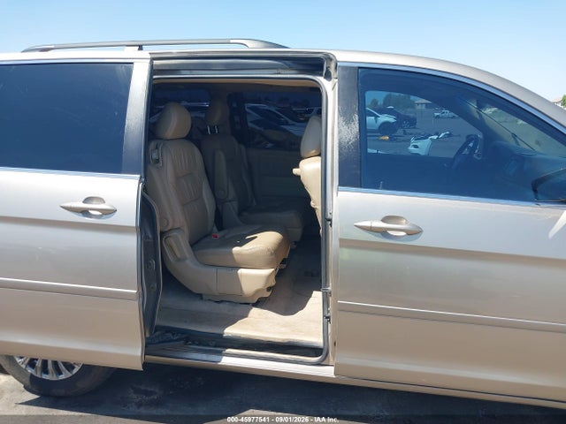 2006 Honda Odyssey Touring მანქანა იყიდება აუქციონზე, vin: 5FNRL38846B081797, აუქციონის ნომერი: 45977541