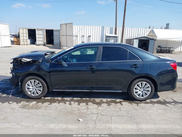 45977544 :رقم المزاد ، 4T1BF1FKXCU169375 vin ، 2012 Toyota Camry Le مزاد بيع