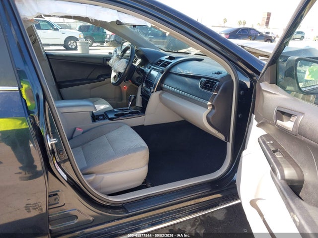 45977544 :رقم المزاد ، 4T1BF1FKXCU169375 vin ، 2012 Toyota Camry Le مزاد بيع