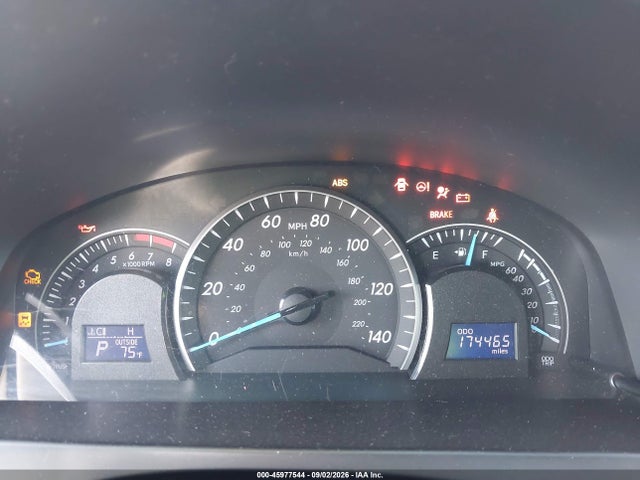 45977544 :رقم المزاد ، 4T1BF1FKXCU169375 vin ، 2012 Toyota Camry Le مزاد بيع