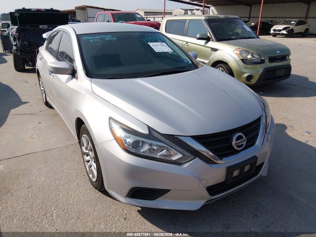 Auction sale of the 2016 Nissan Altima 2.5 S, vin: 1N4AL3AP8GN385500, lot number: 45977581