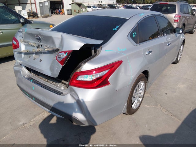 2016 Nissan Altima 2.5 S მანქანა იყიდება აუქციონზე, vin: 1N4AL3AP8GN385500, აუქციონის ნომერი: 45977581