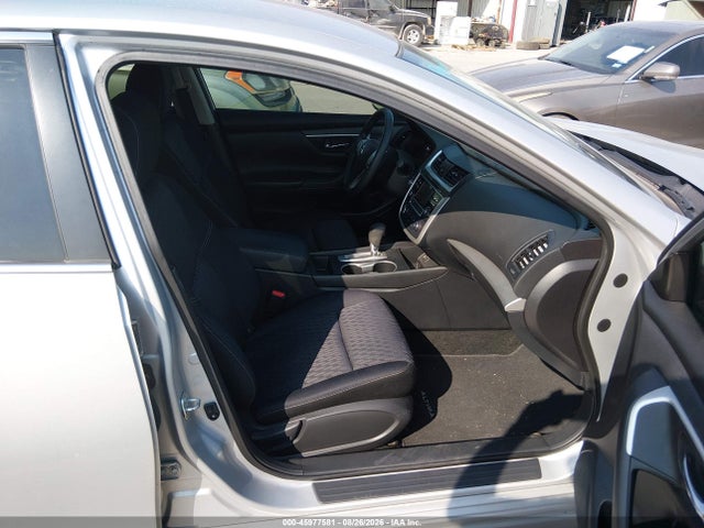 2016 Nissan Altima 2.5 S მანქანა იყიდება აუქციონზე, vin: 1N4AL3AP8GN385500, აუქციონის ნომერი: 45977581