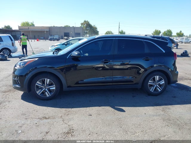 Продажа на аукционе авто 2022 Kia Niro Lxs Se, vin: KNDCB3LC0N5549593, номер лота: 45977584