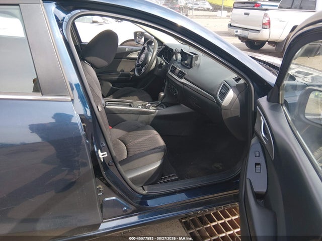 Aukcja sprzedaży 2017 Mazda Mazda3 Sport, vin: 3MZBN1U7XHM106727, numer aukcji: 45977593