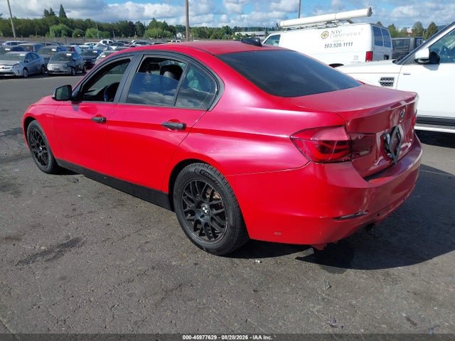 BMW 320i 2016 WBA8A9C53GK617030 Image 3