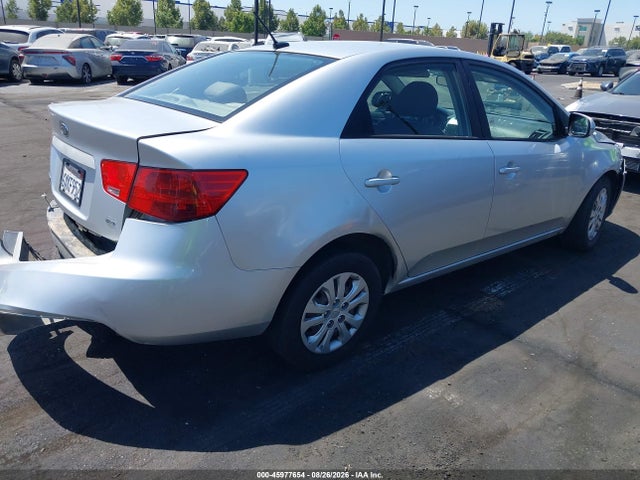 2013 Kia Forte Ex მანქანა იყიდება აუქციონზე, vin: KNAFU4A2XD5701916, აუქციონის ნომერი: 45977654
