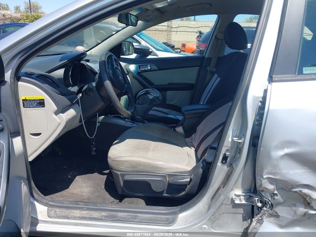 2013 Kia Forte Ex მანქანა იყიდება აუქციონზე, vin: KNAFU4A2XD5701916, აუქციონის ნომერი: 45977654