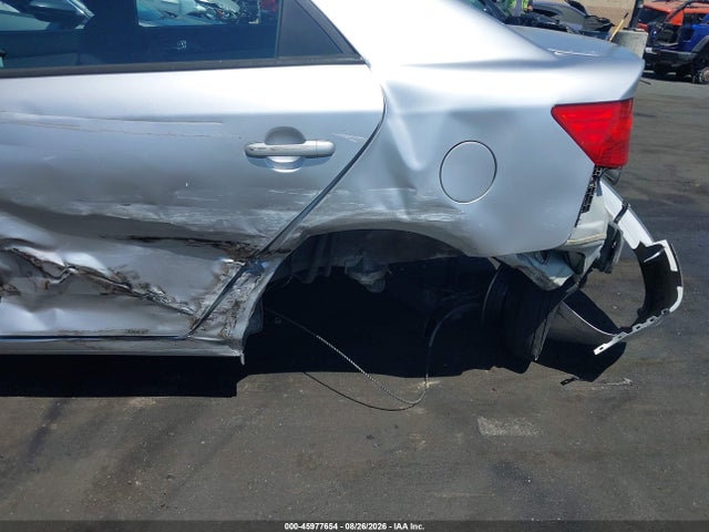 2013 Kia Forte Ex მანქანა იყიდება აუქციონზე, vin: KNAFU4A2XD5701916, აუქციონის ნომერი: 45977654