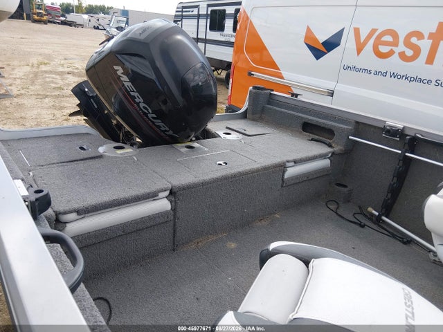 Crestliner 1650 2014 CRCHE133H314 Image 8