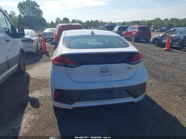 Продаж на аукціоні авто 2020 Hyundai Ioniq Hybrid Blue, vin: KMHC65LCXLU233018, номер лоту: 45977677