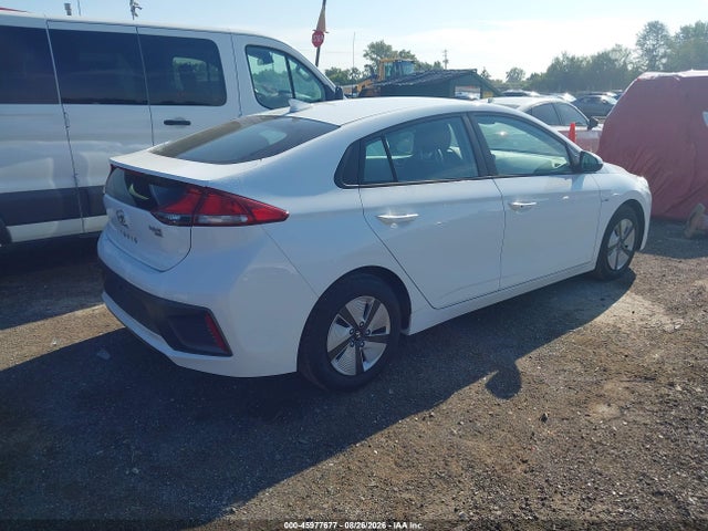Продаж на аукціоні авто 2020 Hyundai Ioniq Hybrid Blue, vin: KMHC65LCXLU233018, номер лоту: 45977677