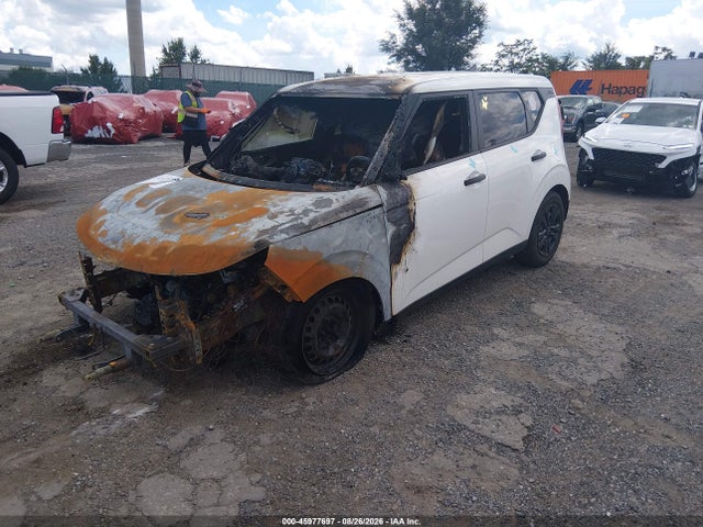 2021 Kia Soul Lx მანქანა იყიდება აუქციონზე, vin: KNDJ22AU3M7762103, აუქციონის ნომერი: 45977697