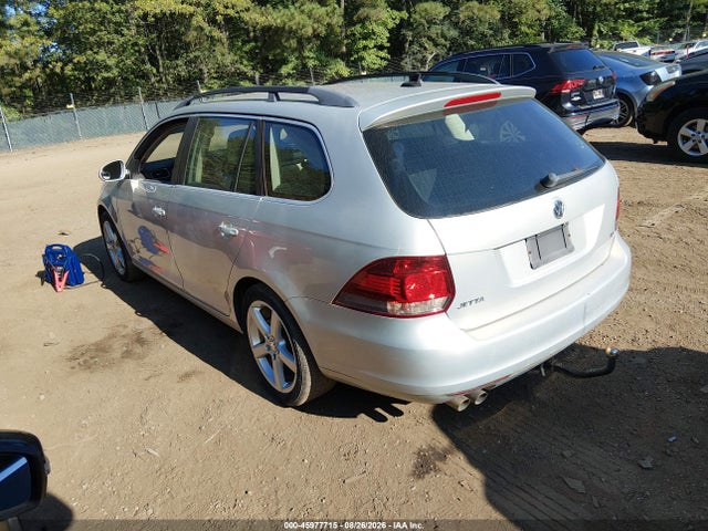 45977715 :رقم المزاد ، 3VWPL7AJ6AM647441 vin ، 2010 Volkswagen Jetta Tdi مزاد بيع