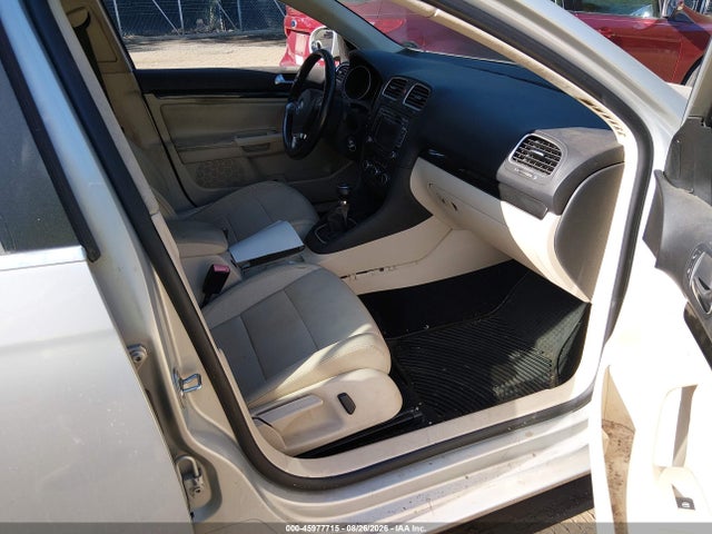 45977715 :رقم المزاد ، 3VWPL7AJ6AM647441 vin ، 2010 Volkswagen Jetta Tdi مزاد بيع