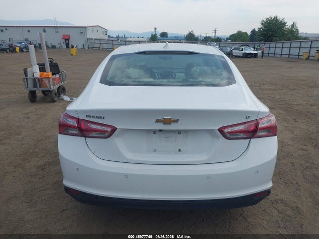 1G1ZE5ST3RF151530 Chevrolet Malibu Fwd 2lt