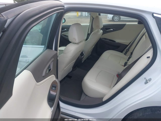 1G1ZE5ST3RF151530 Chevrolet Malibu Fwd 2lt