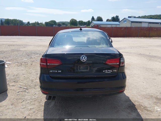Продаж на аукціоні авто 2018 Volkswagen Jetta 1.8t Se Sport, vin: 3VWD17AJ9JM227813, номер лоту: 45977784