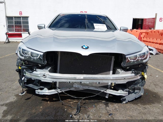 WBA7E2C58JG742283 BMW 740I