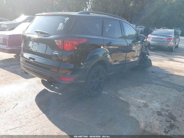 45977800 :رقم المزاد ، 1FMCU0GD2KUA78958 vin ، 2019 Ford Escape Se مزاد بيع