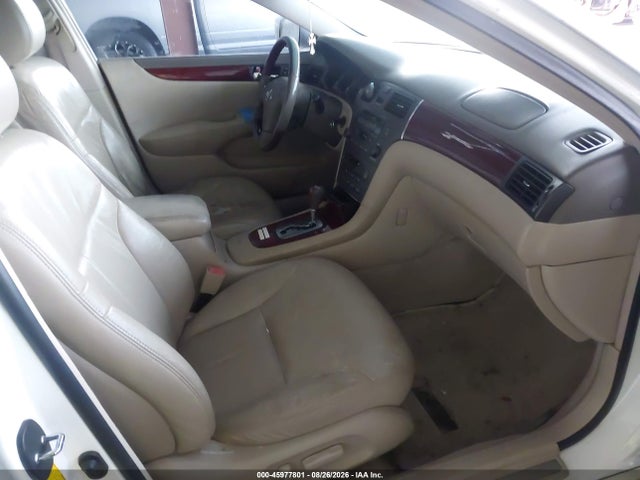 Продажа на аукционе авто 2002 Lexus Es 300, vin: JTHBF30G225031390, номер лота: 45977801