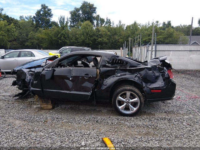 2008 Ford Mustang Gt Deluxe/gt Premium მანქანა იყიდება აუქციონზე, vin: 1ZVHT82H385203181, აუქციონის ნომერი: 45977817