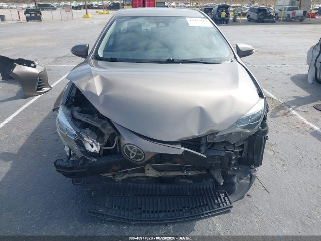 5YFBURHE8JP838219 Toyota COROLLA SE